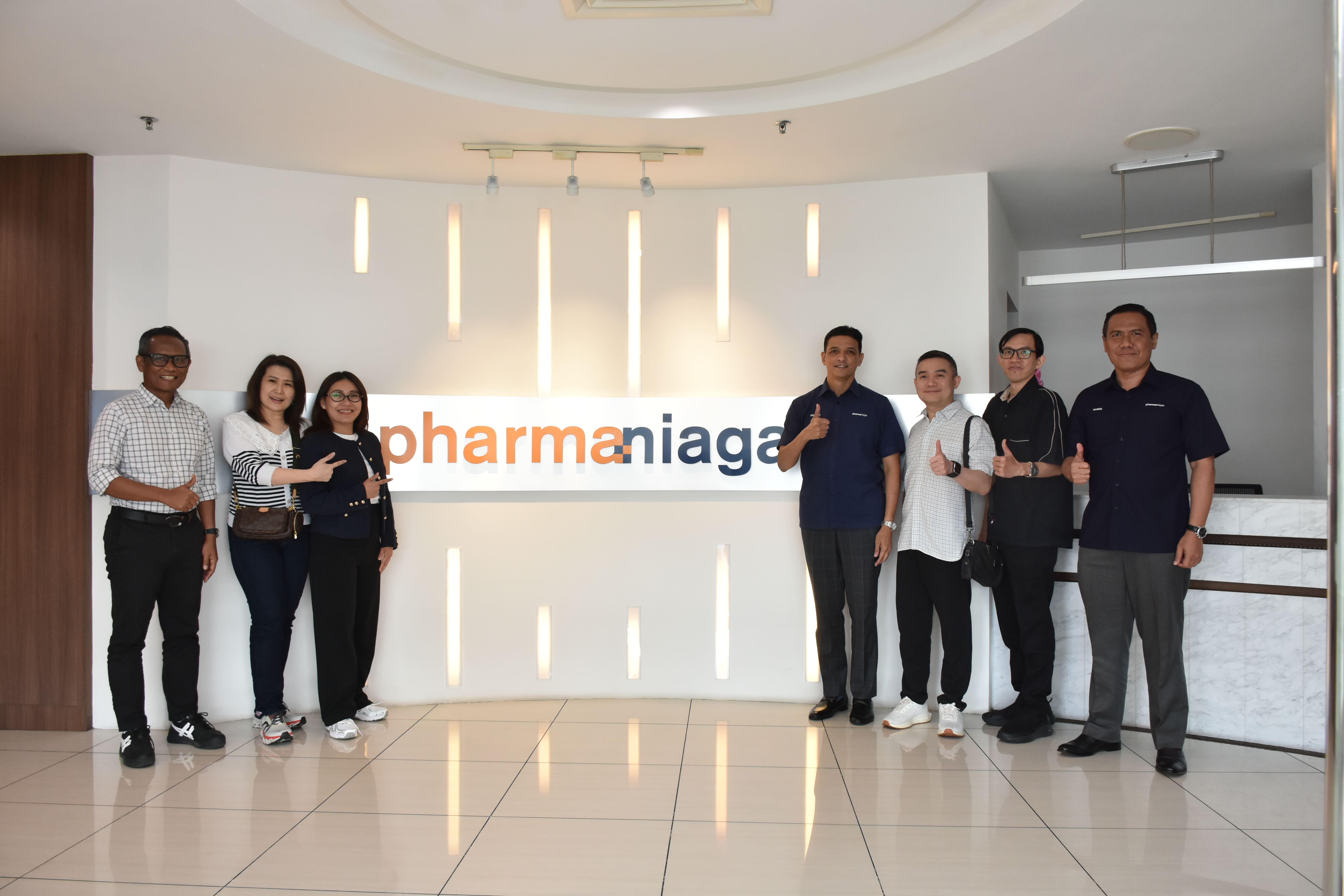 Perwakilan BCA Kunjungi Pharmaniaga Bhd, Perkuat Kerja Sama dengan PT MPI Tbk